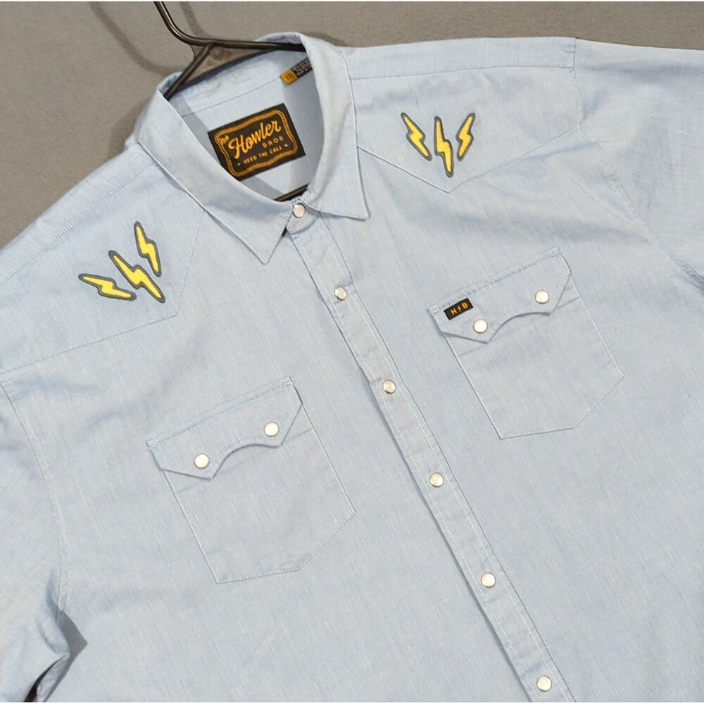 Howler Bros Shirt Mens XXL Blue Crosscut Deluxe Short Sleeve Volts Sawtooth Snap